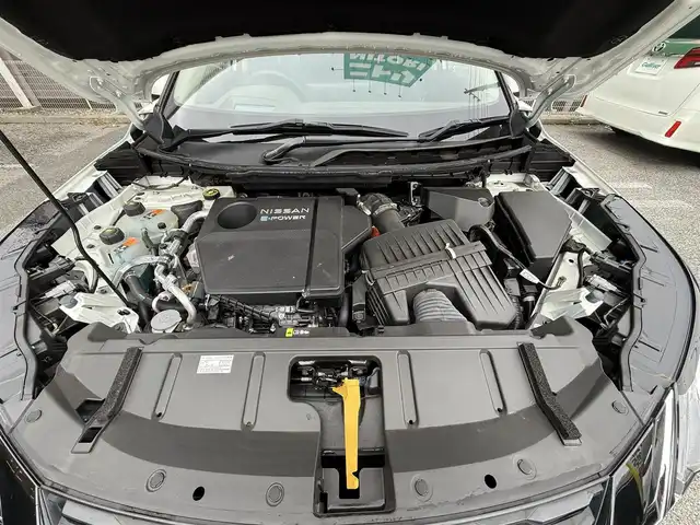 日産 エクストレイル G 千葉県 2024(令6)年 1.2万km ブリリアントホワイトパール NissanConnectインフォテインメントシステム（AM/FM/Bluetooth/フルセグTV）/プロパイロット/バックカメラ/アラウンドビューモニター/ETC2.0/前後ドライブレコーダー/ステアリングヒーター/シートヒーター/前席パワーシート/レザーシート/LEDヘッドライト/フォグランプ/オートマチックハイビーム/純正フロアマット/純正アルミホイール