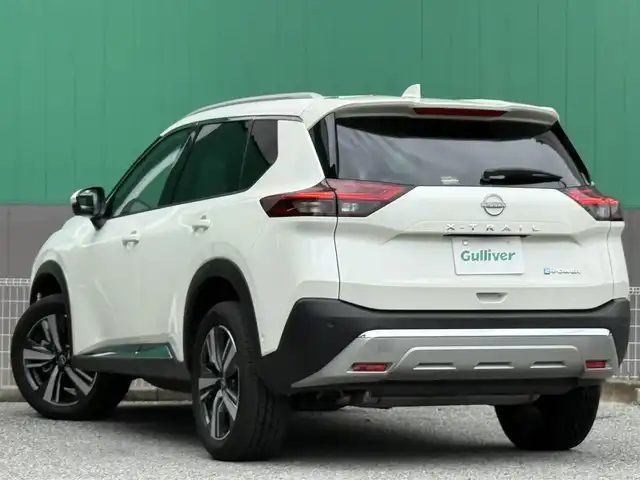 日産 エクストレイル G 千葉県 2024(令6)年 1.2万km ブリリアントホワイトパール NissanConnectインフォテインメントシステム（AM/FM/Bluetooth/フルセグTV）/プロパイロット/バックカメラ/アラウンドビューモニター/ETC2.0/前後ドライブレコーダー/ステアリングヒーター/シートヒーター/前席パワーシート/レザーシート/LEDヘッドライト/フォグランプ/オートマチックハイビーム/純正フロアマット/純正アルミホイール