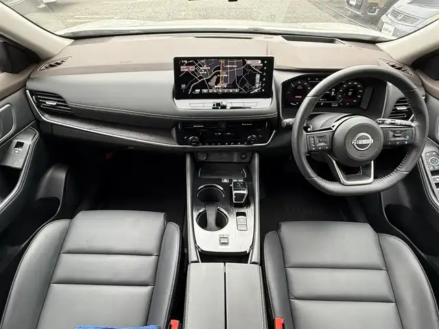 日産 エクストレイル G 千葉県 2024(令6)年 1.2万km ブリリアントホワイトパール NissanConnectインフォテインメントシステム（AM/FM/Bluetooth/フルセグTV）/プロパイロット/バックカメラ/アラウンドビューモニター/ETC2.0/前後ドライブレコーダー/ステアリングヒーター/シートヒーター/前席パワーシート/レザーシート/LEDヘッドライト/フォグランプ/オートマチックハイビーム/純正フロアマット/純正アルミホイール