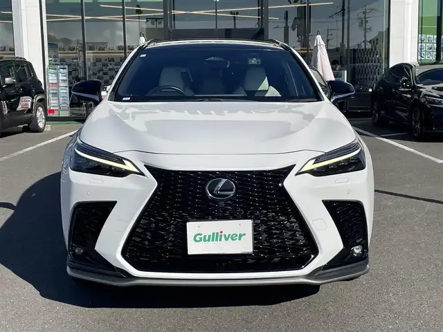 レクサス ＮＸ 350h Fスポーツ 長崎県 2023(令5)年 4.8万km ホワイトノーヴァガラスフレーク 純正メーカーナビ/BT/USB/Mira cast/フルセグTV/全方位カメラ/パノラマサンルーフ/マークレビンソンプレミアムサウンド/本革シート/前席パワーシート/D席メモリーシート/前席シートヒーター/前席エアーシート/セーフティーシステムプラス/レーダークルーズコントロール/ブラインドスポットモニター/ドライブレコーダー前後/パドルシフト/LEDヘッドライト/オートマチックハイビーム/ビルトインETC