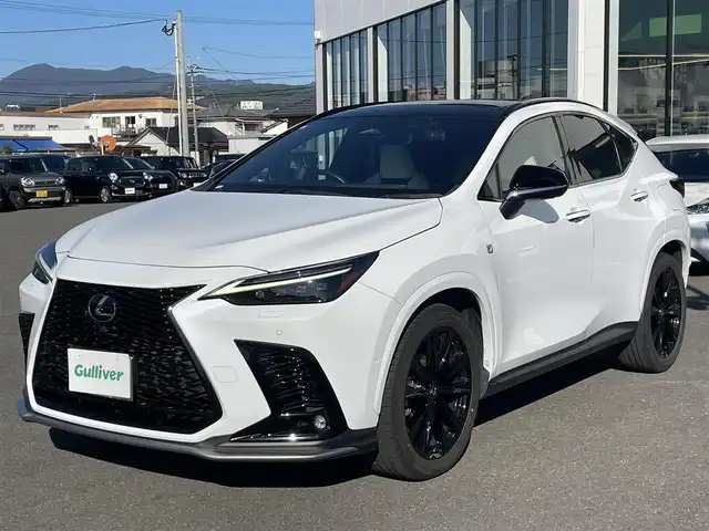 レクサス ＮＸ 350h Fスポーツ 長崎県 2023(令5)年 4.8万km ホワイトノーヴァガラスフレーク 純正メーカーナビ/BT/USB/Mira cast/フルセグTV/全方位カメラ/パノラマサンルーフ/マークレビンソンプレミアムサウンド/本革シート/前席パワーシート/D席メモリーシート/前席シートヒーター/前席エアーシート/セーフティーシステムプラス/レーダークルーズコントロール/ブラインドスポットモニター/ドライブレコーダー前後/パドルシフト/LEDヘッドライト/オートマチックハイビーム/ビルトインETC