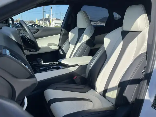 レクサス ＮＸ 350h Fスポーツ 長崎県 2023(令5)年 4.8万km ホワイトノーヴァガラスフレーク 純正メーカーナビ/BT/USB/Mira cast/フルセグTV/全方位カメラ/パノラマサンルーフ/マークレビンソンプレミアムサウンド/本革シート/前席パワーシート/D席メモリーシート/前席シートヒーター/前席エアーシート/セーフティーシステムプラス/レーダークルーズコントロール/ブラインドスポットモニター/ドライブレコーダー前後/パドルシフト/LEDヘッドライト/オートマチックハイビーム/ビルトインETC