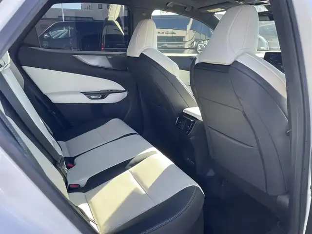 レクサス ＮＸ 350h Fスポーツ 長崎県 2023(令5)年 4.8万km ホワイトノーヴァガラスフレーク 純正メーカーナビ/BT/USB/Mira cast/フルセグTV/全方位カメラ/パノラマサンルーフ/マークレビンソンプレミアムサウンド/本革シート/前席パワーシート/D席メモリーシート/前席シートヒーター/前席エアーシート/セーフティーシステムプラス/レーダークルーズコントロール/ブラインドスポットモニター/ドライブレコーダー前後/パドルシフト/LEDヘッドライト/オートマチックハイビーム/ビルトインETC