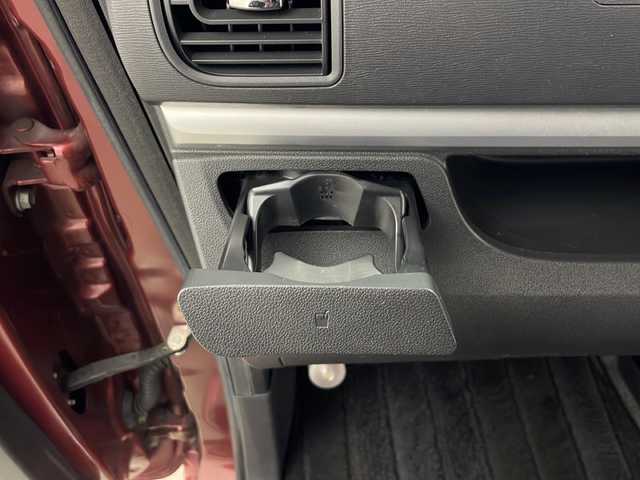 ダイハツ タント カスタム X SA 秋田県 2014(平26)年 6.8万km ファイアークォーツレッドM ４WD/社外ナビ【AM/FM/CD】/両側パワースライドドア　/ＬＥＤヘッドライト /スマートキー/前方ドライブレコーダー /アイドリングストップ /横滑り防止装置 /衝突被害軽減システム /プッシュスタート /オートライト /サイドバイザー/ウィンカーミラー/リアサンシェード/オートエアコン/オートライト/純正フロアマット/リアサンシェード/シートカバー有/フォグライト/純正AW/保証書