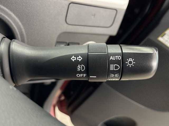 ダイハツ タント カスタム X SA 秋田県 2014(平26)年 6.8万km ファイアークォーツレッドM ４WD/社外ナビ【AM/FM/CD】/両側パワースライドドア　/ＬＥＤヘッドライト /スマートキー/前方ドライブレコーダー /アイドリングストップ /横滑り防止装置 /衝突被害軽減システム /プッシュスタート /オートライト /サイドバイザー/ウィンカーミラー/リアサンシェード/オートエアコン/オートライト/純正フロアマット/リアサンシェード/シートカバー有/フォグライト/純正AW/保証書