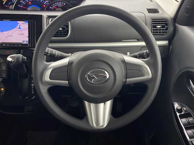 ダイハツ タント カスタム X SA 秋田県 2014(平26)年 6.8万km ファイアークォーツレッドM ４WD/社外ナビ【AM/FM/CD】/両側パワースライドドア　/ＬＥＤヘッドライト /スマートキー/前方ドライブレコーダー /アイドリングストップ /横滑り防止装置 /衝突被害軽減システム /プッシュスタート /オートライト /サイドバイザー/ウィンカーミラー/リアサンシェード/オートエアコン/オートライト/純正フロアマット/リアサンシェード/シートカバー有/フォグライト/純正AW/保証書