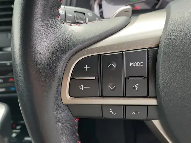 レクサス ＲＸ 450hL 東京都 2020(令2)年 2.2万km グラファイトブラックガラスフレーク ６人乗り：２列目キャプテンシート/サンルーフ/ルーフレール/レクサスセーフティ＋/プリクラッシュセーフティ/レーントレーシングアシスト/オートハイビーム/ブラインドスポットモニター/ヘッドアップディスプレイ/純正メーカーナビ/パノラミックビューモニター/本革シート/シートヒーター/ベンチレーション/AC100V電源/ワイヤレス充電/三連眼LEDライト/電動リアゲート