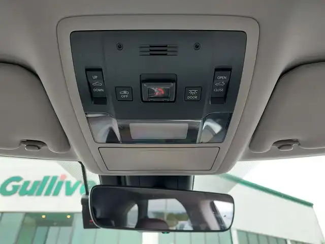 レクサス ＲＸ 450hL 東京都 2020(令2)年 2.2万km グラファイトブラックガラスフレーク ６人乗り：２列目キャプテンシート/サンルーフ/ルーフレール/レクサスセーフティ＋/プリクラッシュセーフティ/レーントレーシングアシスト/オートハイビーム/ブラインドスポットモニター/ヘッドアップディスプレイ/純正メーカーナビ/パノラミックビューモニター/本革シート/シートヒーター/ベンチレーション/AC100V電源/ワイヤレス充電/三連眼LEDライト/電動リアゲート