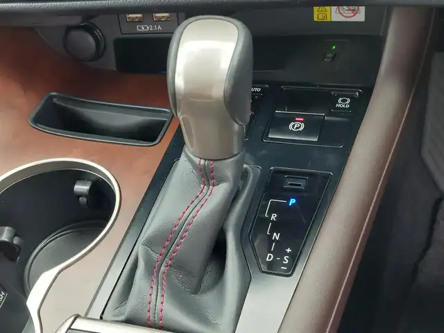 レクサス ＲＸ 450hL 東京都 2020(令2)年 2.2万km グラファイトブラックガラスフレーク ６人乗り：２列目キャプテンシート/サンルーフ/ルーフレール/レクサスセーフティ＋/プリクラッシュセーフティ/レーントレーシングアシスト/オートハイビーム/ブラインドスポットモニター/ヘッドアップディスプレイ/純正メーカーナビ/パノラミックビューモニター/本革シート/シートヒーター/ベンチレーション/AC100V電源/ワイヤレス充電/三連眼LEDライト/電動リアゲート