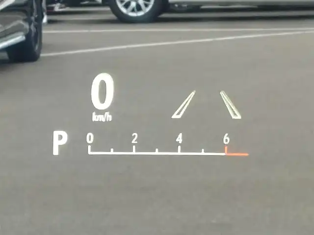 レクサス ＲＸ 450hL 東京都 2020(令2)年 2.2万km グラファイトブラックガラスフレーク ６人乗り：２列目キャプテンシート/サンルーフ/ルーフレール/レクサスセーフティ＋/プリクラッシュセーフティ/レーントレーシングアシスト/オートハイビーム/ブラインドスポットモニター/ヘッドアップディスプレイ/純正メーカーナビ/パノラミックビューモニター/本革シート/シートヒーター/ベンチレーション/AC100V電源/ワイヤレス充電/三連眼LEDライト/電動リアゲート