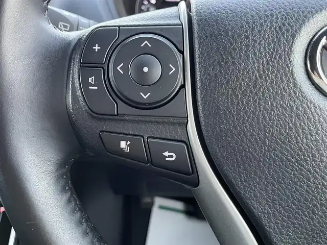 トヨタ ヴォクシー ZS 煌Ⅲ 埼玉県 2020(令2)年 2万km ブラック 社外ナビTV/社外フリップダウンモニター/ナビ連動前後ドラレコ/ビルトインETC/両側パワースライドドア/バックドアイージークローザー/LEDヘッドライト/クリアランスソナー/純正アルミホイール/セーフティセンス/クルーズコントロール/プッシュスタート/スマートキー/保証書付整備手帳/取扱説明書