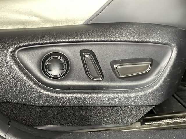 トヨタ クラウン ハイブリッド RS アドバンス 広島県 2021(令3)年 5.7万km プレシャスブラックパール