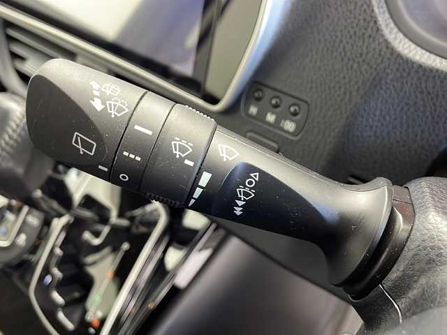 トヨタ ノア Si ダブルバイビーⅡ 鹿児島県 2019(令1)年 2.4万km ブラック 純正１０型ナビ　【TZ-D205W】/バックカメラ　/両側電動スライドドア　/純正ドライブレコーダー/リアサンシェード/プッシュスタート/純正ドアバイザー/純正ＥＴＣ　/クルーズコントロール　/トヨタセーフティセンス　/プリクラッシュセーフティ　/アイドリングストップ　/スマートキー　/禁煙車