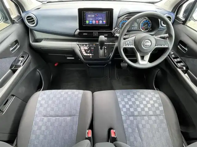 日産 デイズ ハイウェイスターX 滋賀県 2019(令1)年 5.6万km ホワイトパール (株)IDOMが運営する【じしゃロン草津店】の自社ローン専用車両になりますこちらは現金またはオートローンご利用時の価格です。自社ローンご希望の方は別途その旨お申付け下さい/ディスプレイオーディオ/Bluetooth Audio/アラウンドビューモニター/衝突被害軽減ブレーキ/アイドリングストップ/前後ドライブレコーダー/LEDヘッドライト/オートライト /インテリジェントキーx2 /純正エアロ/フォグランプ/コーナーセンサー