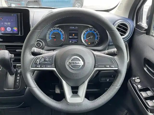 日産 デイズ ハイウェイスターX 滋賀県 2019(令1)年 5.6万km ホワイトパール (株)IDOMが運営する【じしゃロン草津店】の自社ローン専用車両になりますこちらは現金またはオートローンご利用時の価格です。自社ローンご希望の方は別途その旨お申付け下さい/ディスプレイオーディオ/Bluetooth Audio/アラウンドビューモニター/衝突被害軽減ブレーキ/アイドリングストップ/前後ドライブレコーダー/LEDヘッドライト/オートライト /インテリジェントキーx2 /純正エアロ/フォグランプ/コーナーセンサー