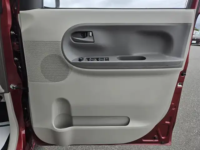 ダイハツ タント X 鹿児島県 2016(平28)年 5.7万km ファイアークォーツレッドM 〇ワンオーナー/〇純正ナビ/〇フルセグTV/〇パワースライドドア（助手席側）/〇バックカメラ/〇アイドリングストップ機能/〇ハロゲンヘッドランプ/〇オートライト/〇電動格納ドアミラー/〇ステアリングスイッチ/〇オートエアコン/〇純正14インチフルホイールキャップ/〇キーフリーシステム/〇禁煙車