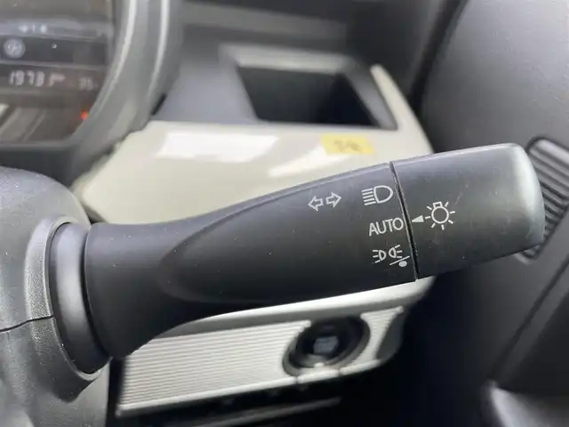 スズキ スペーシア HYBRID X 石川県 2022(令4)年 1.9万km Ｄグリーン 社外メモリーナビ/CD/ワンセグTV/両側パワースライドドア/LEDヘッドライト/レーンキープ/スマートキー/プッシュスタート/電動ミラー/オートライト
