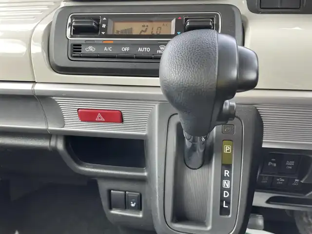 スズキ スペーシア HYBRID X 石川県 2022(令4)年 1.9万km Ｄグリーン 社外メモリーナビ/CD/ワンセグTV/両側パワースライドドア/LEDヘッドライト/レーンキープ/スマートキー/プッシュスタート/電動ミラー/オートライト