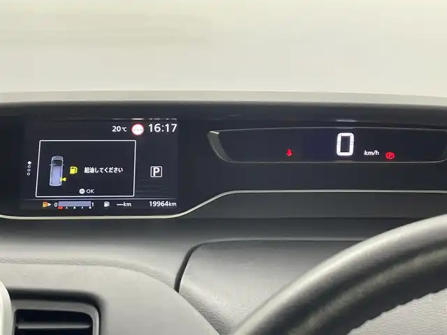日産 セレナ オーテック スポーツスペック 埼玉県 2021(令3)年 2万km ブリリアントホワイトパール 純正１０インチナビ　アラウンドビューモニター　プロパイロット　両側電動スライドドア　ＥＴＣ　ドライブレコーダー　デジタルインナーミラー　シートヒーター　ステアリングヒーター　ＢＳＭ　衝突被害軽減