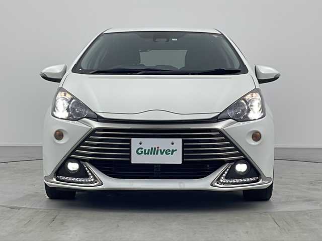 トヨタ アクア G G’s 愛知県 2016(平28)年 4.8万km ライムホワイトパールクリスタルシャイン 社外8インチナビ（サイバーナビ）　/   フルセグTV/CD/DVD/Bluetooth /USB /バックカメラ　　/横滑り防止装置/クルーズコントロール/レーンキープアシスト/ドライブレコーダー（前方）/オートマチックハイビーム/純正フロアマット/プッシュスタート/スマートキー　/純正17インチアルミホイール（G’s）　/純正エアロ（フロント、リア、サイド）　/LEDヘッドランプ　/ETC/LED　