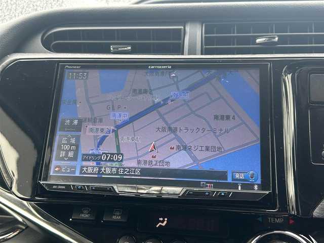 トヨタ アクア G G’s 大阪府 2016(平28)年 4.8万km ライムホワイトパールクリスタルシャイン 社外8インチナビ（サイバーナビ）　/   フルセグTV/CD/DVD/Bluetooth /USB /バックカメラ　　/横滑り防止装置/クルーズコントロール/レーンキープアシスト/ドライブレコーダー（前方）/オートマチックハイビーム/純正フロアマット/プッシュスタート/スマートキー　/純正17インチアルミホイール（G’s）　/純正エアロ（フロント、リア、サイド）　/LEDヘッドランプ　/ETC/LED　