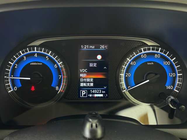 日産 デイズ X 秋田県 2023(令5)年 1.5万km ブラック 4WD/社外ナビ/(Bluetooth/FM/AM)/バックカメラ/衝突被害軽減システム/ふらつき警報/ビークルダイナミクスコントロール(VDC)/アイドリングストップ/プッシュスタート/スマートキー/スペアキー/オートライト/ハロゲンヘッドライト/前後コーナーセンサー/純正アルミホイール/社外フロアマット/ETC/取扱説明書/保証書