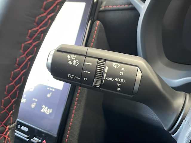 レクサス ＬＢＸ モリゾウ RR 富山県 2024(令6)年 0.3万km パールⅡ 4WD/ワンオーナー/特別仕様車（MorizoRR）/マークレビンソンプレミアムサウンド/LEXUSプロテクションフィルムセット/マルチカラーイルミネーションパッケージ/RR専用鍛造19インチアルミホイール/LEXUS赤キャリパー/ダイナミックターボ/レクサスセーフティシステムプラス/床下透過式パノラミックビューモニター/ブラインドスポットモニター/レーダークルーズコントロール/クリアランスソナー/レーンキープアシスト/パワーバックドア/前後ドライブレコーダー/純正ナビ/フルセグ/ETC2.0/ステアリングヒーター/快適温熱ヒーター