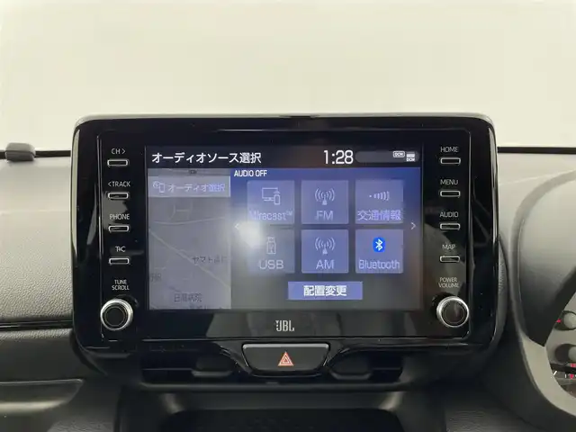 トヨタ ＧＲヤリス RZ ハイパフォーマンス 群馬県 2023(令5)年 1.4万km スーパーホワイトⅡ GRフロントスポイラー/＝＝＝＝＝/純正8インチディスプレイオーディオPlus/・Bluetooth/USB/Miracast/8スピーカー　/（JBLサウンドシステム＋アクティブノイズコントロール）/ステアリングリモコン/カーボンルーフ（フィルム）/トルセンLSD/スポーツモード付VSC/ハーフレザーシート（ウルトラスエード＋合成皮革）/ビルトインETC2.0/スマートキー /LEDヘッドライト/オートライト /フォグランプ /純正18インチGR専用アルミホイール/オートリトラミラー/チルトステアリング