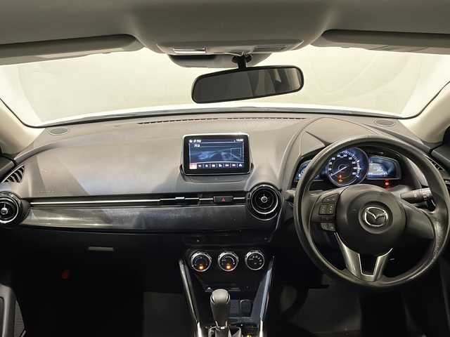 マツダ デミオ 13S 新潟県 2016(平28)年 13.7万km スノーフレイクホワイトパールマイカ スマートシティブレーキサポート/フルセグTV/ETC/シートヒーター/ステアリングリモコン/社外AW/LEDヘッドライト/社外AWスタッドレス車載
