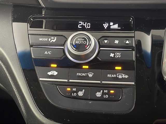 ホンダ フリード ハイブリット EX 埼玉県 2017(平29)年 5.5万km モダンスティールM 純正７インチナビ（VXM-174VFXi/）/バックカメラ/両側パワースライドドア/ビルトインＥＴＣ/前席シートヒーター/アダプティブクルーズコントロール/レーンキープアシスト/衝突軽減ブレーキ/横滑り防止装置/車線逸脱警報/ロールサンシェード/オートライト/LEDヘッドライト/ハーフレザーシート/純正フロアマット/純正アルミホイール