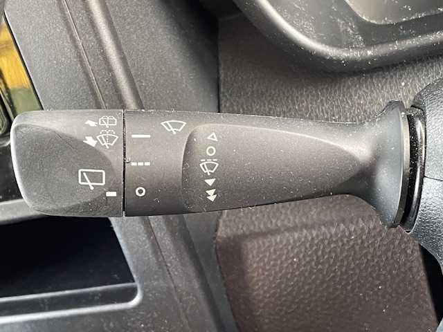 トヨタ ルーミー X S 富山県 2018(平30)年 8.7万km パールホワイトⅢ (株)IDOMが運営する【じしゃロン富山店】の自社ローン専用車両になります。こちらは現金またはオートローンご利用時の価格です。自社ローンご希望の方は別途その旨お申し付け下さい/プリクラッシュブレーキアシスト/コーナーセンサー/横滑り防止装置/KENWOODナビ/ETC/片側パワースライドドア/プッシュスタート/スマートキー/オートライト/取説/保証書/記録簿