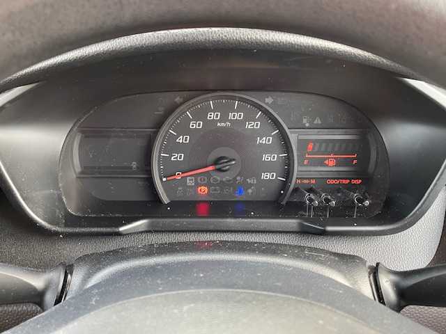 トヨタ ルーミー X S 富山県 2018(平30)年 8.7万km パールホワイトⅢ (株)IDOMが運営する【じしゃロン富山店】の自社ローン専用車両になります。こちらは現金またはオートローンご利用時の価格です。自社ローンご希望の方は別途その旨お申し付け下さい/プリクラッシュブレーキアシスト/コーナーセンサー/横滑り防止装置/KENWOODナビ/ETC/片側パワースライドドア/プッシュスタート/スマートキー/オートライト/取説/保証書/記録簿