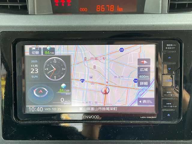 トヨタ ルーミー X S 富山県 2018(平30)年 8.7万km パールホワイトⅢ (株)IDOMが運営する【じしゃロン富山店】の自社ローン専用車両になります。こちらは現金またはオートローンご利用時の価格です。自社ローンご希望の方は別途その旨お申し付け下さい/プリクラッシュブレーキアシスト/コーナーセンサー/横滑り防止装置/KENWOODナビ/ETC/片側パワースライドドア/プッシュスタート/スマートキー/オートライト/取説/保証書/記録簿