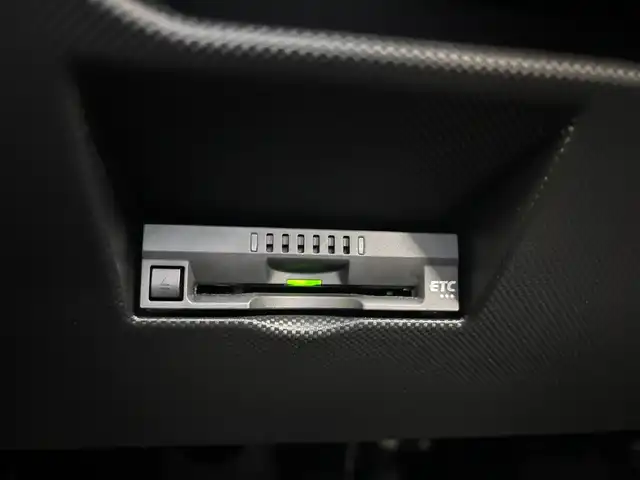 トヨタ ライズ G 愛知県 2024(令6)年 0.9万km ナチュラルベージュマイカM ワンオーナー/純正ディスプレイオーディオ/ラジオ/BT/USB/HDMI/フルセグTV/バックカメラ/ETC/衝突軽減ブレーキ/BSM/電動パーキング/オートホールド機能/プッシュスタート/純正フロアマット/LEDヘッドライト/スマートキー×2