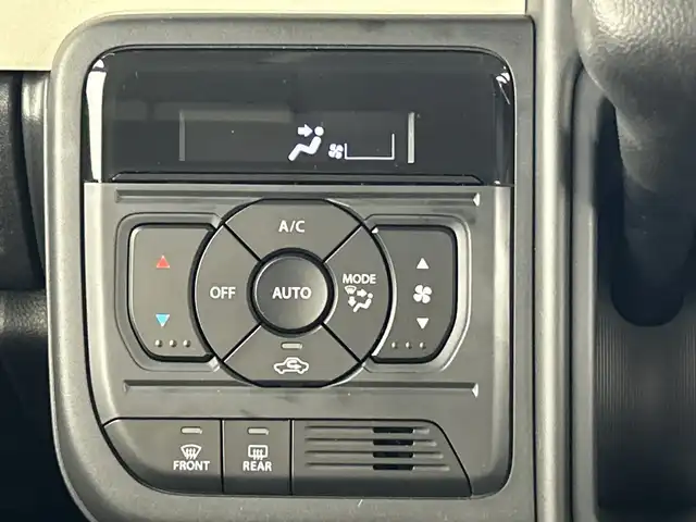 スズキ スペーシア HYBRID X 愛知県 2024(令6)年 0.1千km 茶 禁煙車/純正9インチナビ/（CD/DVD/Bluetooth/フルセグTV/USB)/全方位カメラ/スズキセーフティサポート/・衝突軽減ブレーキ/・レーンキープアシスト/・オートマチックハイビーム/・クリアランスソナー/・標識認識機能/シートヒーター/両側パワースライドドア/アイドリングストップ/スマートキー/プッシュスタート/LEDヘッドライト/ベンチシート