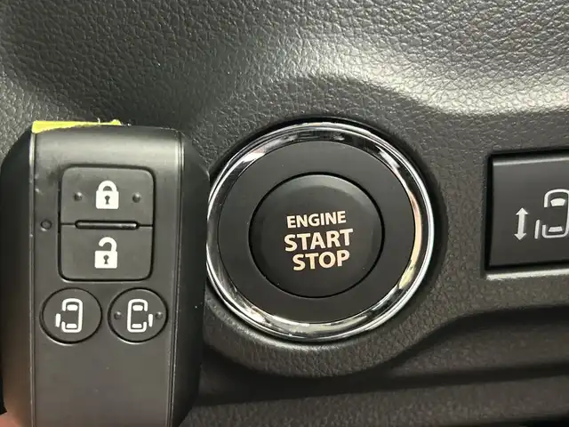 スズキ スペーシア HYBRID X 愛知県 2024(令6)年 0.1千km 茶 禁煙車/純正9インチナビ/（CD/DVD/Bluetooth/フルセグTV/USB)/全方位カメラ/スズキセーフティサポート/・衝突軽減ブレーキ/・レーンキープアシスト/・オートマチックハイビーム/・クリアランスソナー/・標識認識機能/シートヒーター/両側パワースライドドア/アイドリングストップ/スマートキー/プッシュスタート/LEDヘッドライト/ベンチシート