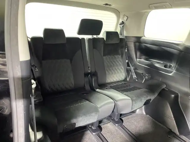 トヨタ アルファード S 神奈川県 2019(令1)年 6.6万km ブラック トヨタセーフティセンス/純正10型ナビ/・BT/フルセグTV/CD/DVD/SD/バックカメラ/純正12型後席モニター/両側電動スライドドア/MTモード/ビルトインETC/ドライブレコーダー/電動サイドブレーキ/オートブレーキホールド/スマートキー/スペアキー/プッシュスタートボタン/革巻きステアリング/ステアリングスイッチ/LEDヘッドライト/フォグランプ/シートリフター/電動格納ミラー/ウィンカーミラー/コーナーセンサー/純正18インチアルミホイール