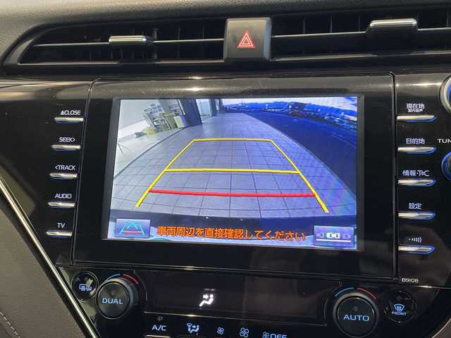 トヨタ カムリ G 愛知県 2017(平29)年 8.9万km 黒 トヨタセーフティセンス/純正ナビ/レーダークルーズコントロール/バックカメラ/コーナーセンサー/アルミホイール/ブラインドスポットモニター/LEDヘッドライト/オートマチックハイビーム/ドライブレコーダー/ETC/衝突軽減システム/フルセグ/CD DVD/Bluetooth/ステアリングスイッチ/スマートキー/プッシュスタート