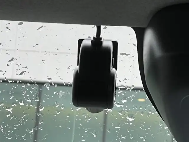 ダイハツ タント ファンクロス 東京都 2025(令7)年 0.3万km レイクブルーメタリック 純正ナビ(NMZN-W73D)/【AM/FM/DISC/HDMI/TV/BT/ipod/SD/USB】/パノラマモニター/ドライブレコーダー/両側電動スライドドア/衝突被害軽減ブレーキ/横滑り防止装置/シートヒーター/コーナーセンサー/後席モニター/電子パーキング/ルーフレール/LEDヘッドライト/フォグランプ/オートライト/純正14インチAW/プッシュスタート/スマートキー