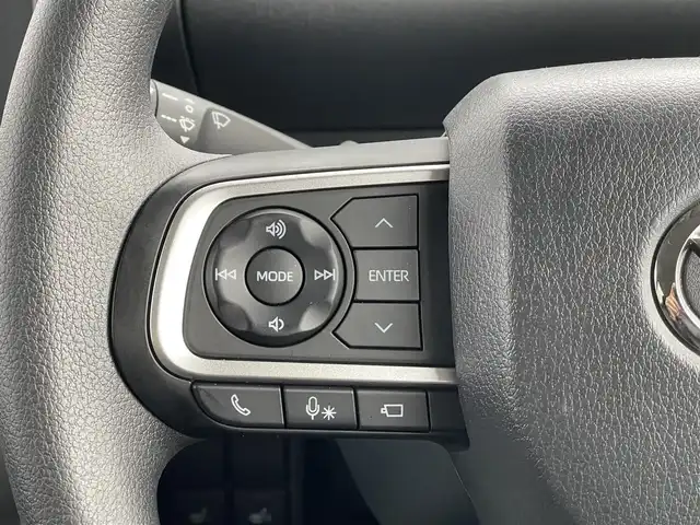 ダイハツ タント ファンクロス 東京都 2025(令7)年 0.3万km レイクブルーメタリック 純正ナビ(NMZN-W73D)/【AM/FM/DISC/HDMI/TV/BT/ipod/SD/USB】/パノラマモニター/ドライブレコーダー/両側電動スライドドア/衝突被害軽減ブレーキ/横滑り防止装置/シートヒーター/コーナーセンサー/後席モニター/電子パーキング/ルーフレール/LEDヘッドライト/フォグランプ/オートライト/純正14インチAW/プッシュスタート/スマートキー