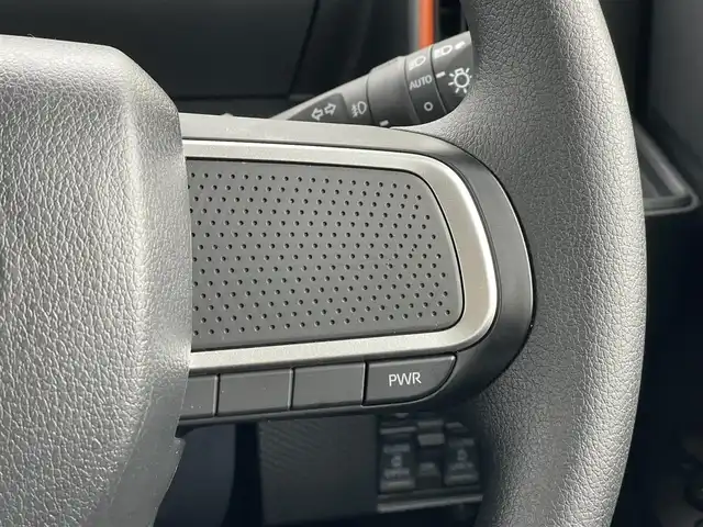 ダイハツ タント ファンクロス 東京都 2025(令7)年 0.3万km レイクブルーメタリック 純正ナビ(NMZN-W73D)/【AM/FM/DISC/HDMI/TV/BT/ipod/SD/USB】/パノラマモニター/ドライブレコーダー/両側電動スライドドア/衝突被害軽減ブレーキ/横滑り防止装置/シートヒーター/コーナーセンサー/後席モニター/電子パーキング/ルーフレール/LEDヘッドライト/フォグランプ/オートライト/純正14インチAW/プッシュスタート/スマートキー