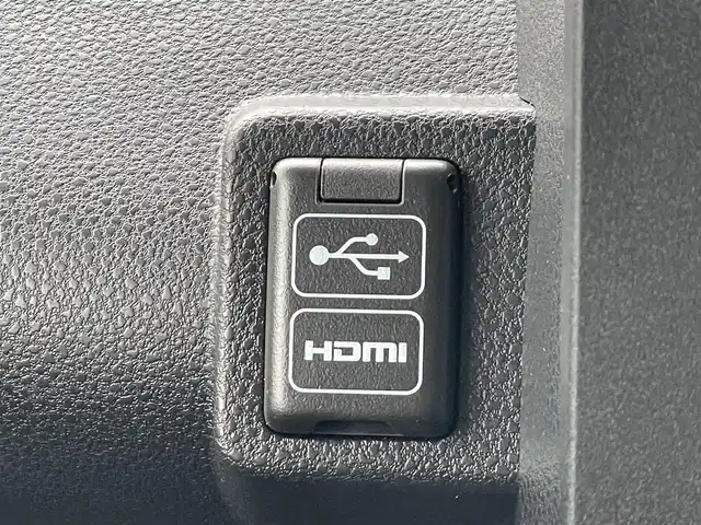 ダイハツ タント ファンクロス 東京都 2025(令7)年 0.3万km レイクブルーメタリック 純正ナビ(NMZN-W73D)/【AM/FM/DISC/HDMI/TV/BT/ipod/SD/USB】/パノラマモニター/ドライブレコーダー/両側電動スライドドア/衝突被害軽減ブレーキ/横滑り防止装置/シートヒーター/コーナーセンサー/後席モニター/電子パーキング/ルーフレール/LEDヘッドライト/フォグランプ/オートライト/純正14インチAW/プッシュスタート/スマートキー