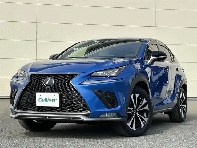 レクサス ＮＸ 300h Fスポーツ 茨城県 2019(令1)年 5.4万km スパークリングメテオM 革巻きステアリング/ステアリングスイッチ/ステアリングヒーター/メーカーナビ/パワーバックドア/三眼LEDヘッドライト/パドルシフト/サンルーフ/レザーシート/シートヒーター/ベンチレーション/レクサスセーフティセンス/レーダークルーズコントロール/ETC/社外4本出しマフラー/社外バネ