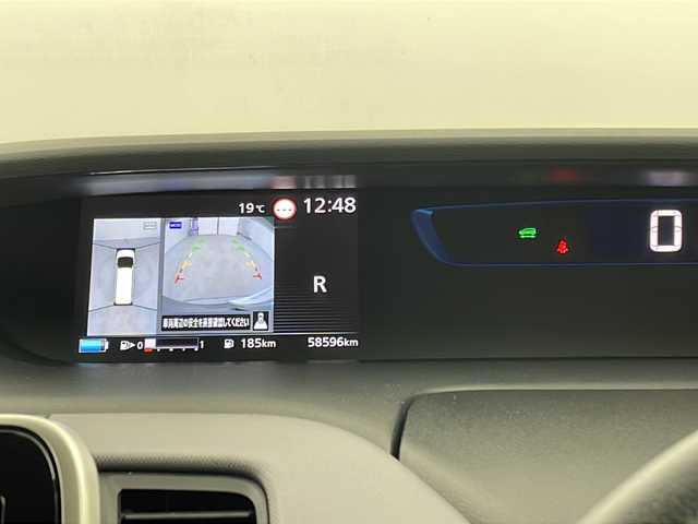 日産 セレナ e－パワー XV 新潟県 2018(平30)年 5.9万km ダイヤモンドブラック エマージェンシーブレーキ/純正フリップダウンモニター/ワンオーナー/純正8インチSDナビ/　　　CD/DVD/Blu-ray/AM/FM/フルセグ/BT/iPod/アラウンドビューモニター/両側パワースライドドア/クルーズコントロール/LEDオートライト/前席シートヒーター/純正アルミホイール付サマータイヤ車載(5ミリ)/インテリジェントパーキングアシスト/リアオートエアコン/ナビ連動ドライブレコーダー/ステアリングスイッチ/ステアリングヒーター/純正フロアマット/ドアバイザー/後席パーソナルテーブル/後席サンシェード/スペアキー/スマートキー/ETC