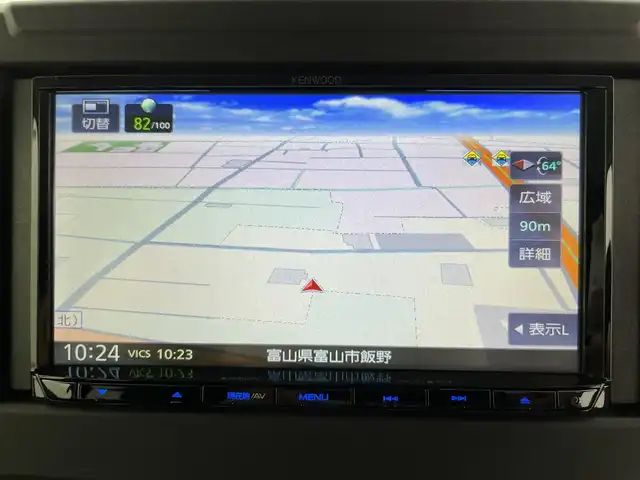 スズキ ジムニー シエラ JC 富山県 2023(令5)年 2.1万km ピュアホワイトP 4WD/社外メモリナビ（AM/FM/CD/USB/BT）/ワンセグTV/バックカメラ/デュアルセンサーブレーキサポート/レーンキープアシスト/クルーズコントロール/横滑り防止装置/ETC/ドライブレコーダー前後/純正15インチAW/前席シートヒーター/ダウンヒルアシストコントロール/LEDヘッドライト/フォグランプ/オートライト/ヘッドライトウォッシャー/社外タイヤカバー/プッシュスタート/スマートキー（スペアキー有）/純正フロアマット/取扱説明書/保証書