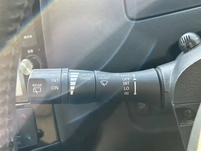 日産 セレナ HWS S HV Vセレ +SeftyⅡ 千葉県 2016(平28)年 5.5万km インペリアルアンバーP エマージェンシーブレーキ/アラウンドビューカメラ/純正9インチSDナビ【MM515D-L】/・CD/DVD/MSV/Bluetooth/フルセグTV/純正フリップダウンモニター/両後パワースライドドア/インテリジェントルームミラー/インテリジェントキー/車線逸脱警報/踏み間違い防止/前後コーナーセンサー/クルーズコントロール/前後ドライブレコーダー/ETC/純正LEDヘッドライト/フォグランプ/純正16インチアルミホイール/アイドリングストップ/新車時保証書＆取扱説明書