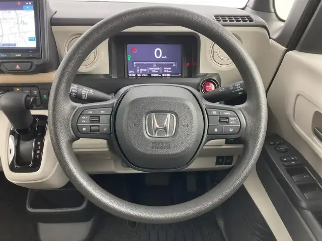 ホンダ Ｎ ＢＯＸ ファッションスタイル 大分県 2024(令6)年 1.4万km フィヨルドミストパール 純正ナビ/フルセグTV/Bluetooth/USB/AM/FM/片側パワースライドドア/バックカメラ/社外前後ドライブレコーダー（SD欠品）/社外ETC/Honda SENSING/アダプティブクルーズコントロール/電動パーキングブレーキ/ステアリングスイッチ/LEDヘッドライト/純正フロアマット/純正ドアバイザー/保証書・取扱説明書