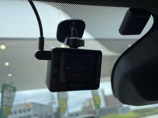 ルノー メガーヌ ルノー スポール 福岡県 2019(平31)年 3.3万km グリカシオペM ワンオーナー　/クルーズコントロール　/前方純正ドライブレコーダー　/ＥＴＣ　/ＭＴモード付ＡＴ車/パーキングアシスト　/前席シートヒーター　/メーカーナビ【Ｂｌｏｏｔｏｏｔｈ・ラジオ】　/前後コーナーセンサー/アイドリングストップ/レーンキープアシスト/バックカメラ/USBポート/スマートキー/スペアキー1本/プッシュスタート/純正フロアマット/純正アルミホイール/前席エアバック/保証書/取扱説明書