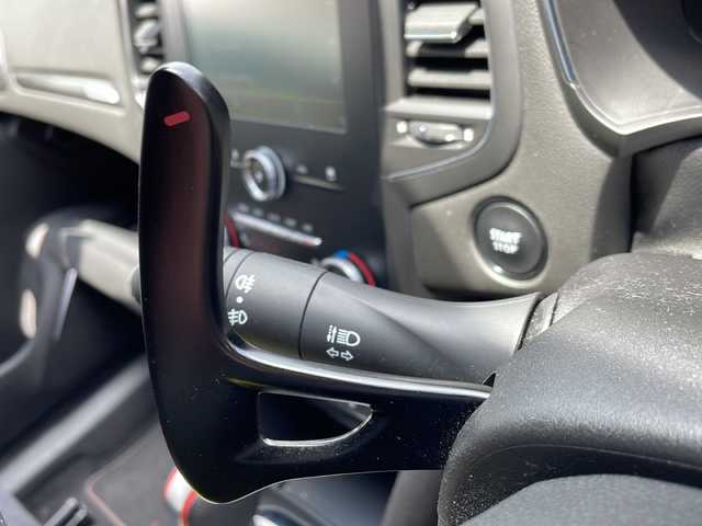 ルノー メガーヌ ルノー スポール 福岡県 2019(平31)年 3.3万km グリカシオペM ワンオーナー　/クルーズコントロール　/前方純正ドライブレコーダー　/ＥＴＣ　/ＭＴモード付ＡＴ車/パーキングアシスト　/前席シートヒーター　/メーカーナビ【Ｂｌｏｏｔｏｏｔｈ・ラジオ】　/前後コーナーセンサー/アイドリングストップ/レーンキープアシスト/バックカメラ/USBポート/スマートキー/スペアキー1本/プッシュスタート/純正フロアマット/純正アルミホイール/前席エアバック/保証書/取扱説明書