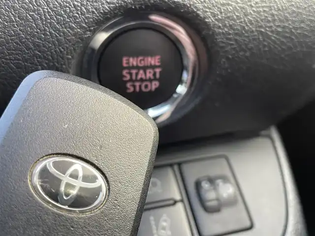 トヨタ シエンタ G セーフティエディション 福岡県 2020(令2)年 5.7万km ブラックマイカ トヨタセーフティセンス/PCS/LDA/クリアランスソナー/PKSB/純正ナビ（ＮＳＺＴ－Ｗ６８Ｔ）/フルセグTV/CD/DVD/BT/SD/AM/FM/全周囲カメラ/両側パワースライドドア/ステアリングヒーター/前席シートヒーター/オートハイビーム/ビルトインETC2.0/純正ＡＷ/スマートキー/プッシュスタート